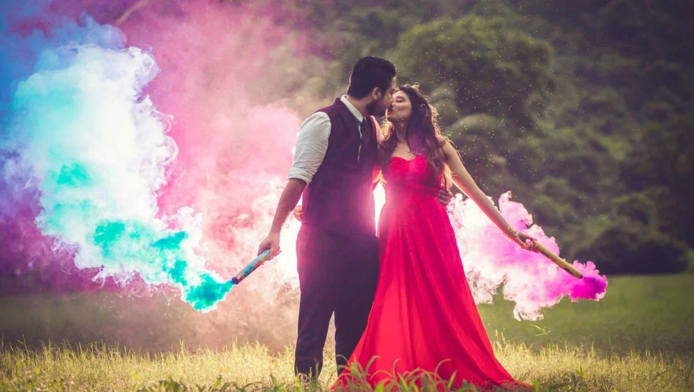 Color Smoke Couple Shoot