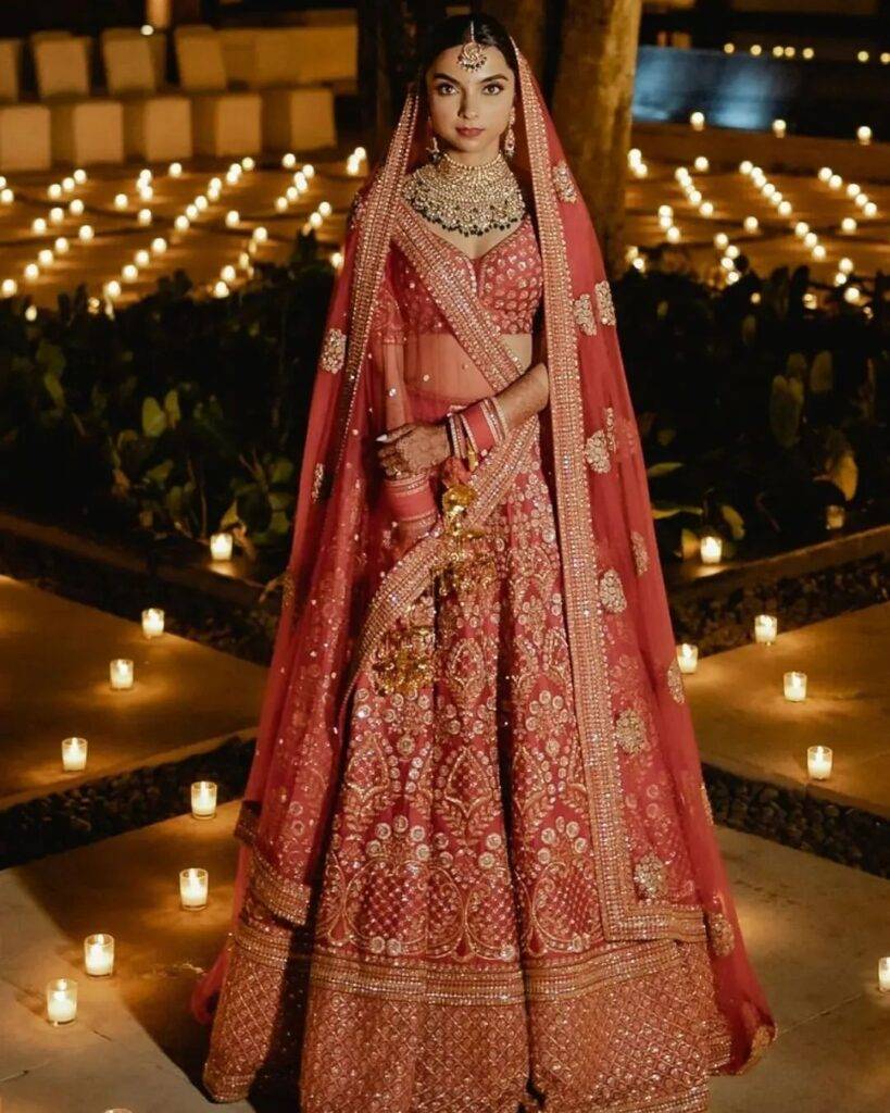 Top 10 Celebrity Bride's Lehengas, Ishati Advani ( Kiara Advani ), Lehengas