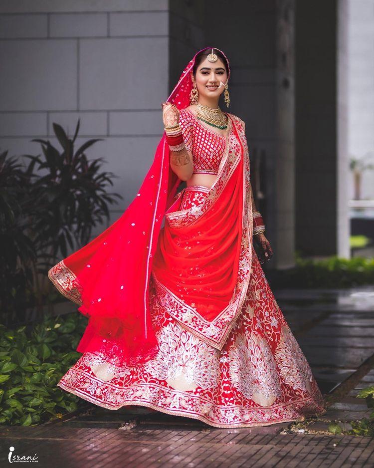 Top 10 Celebrity Bride's Lehengas, Disha Parmar, Lehengas