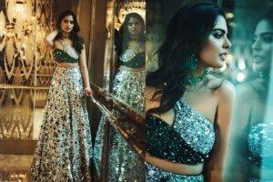 Read more about the article Isha Ambani Stuns in Custom-Made Metallic Sequin Lehenga by Manish Malhotra
