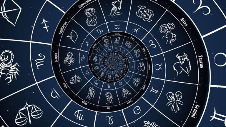 August 2024 Ka Monthly Horoscope: Saare Zodiac Signs Ke Liye Kya Kehte Hain Sitaron Ke Ishare