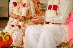 Read more about the article Top 10 Trending Flower Varmala | Beautiful Garland