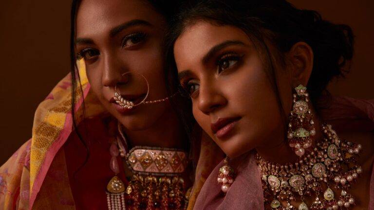 Buying Gold for Weddings: Essential Tips to Keep in Mind